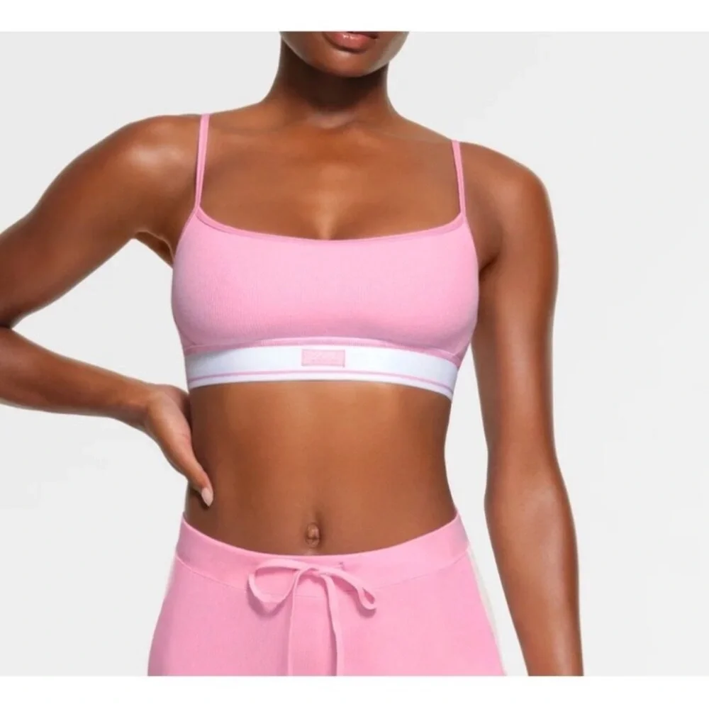 SKIMS COTTON RIB SCOOP BRALETTE | BUBBLE GUM | NWOT. XS. - Picture 1 of 2